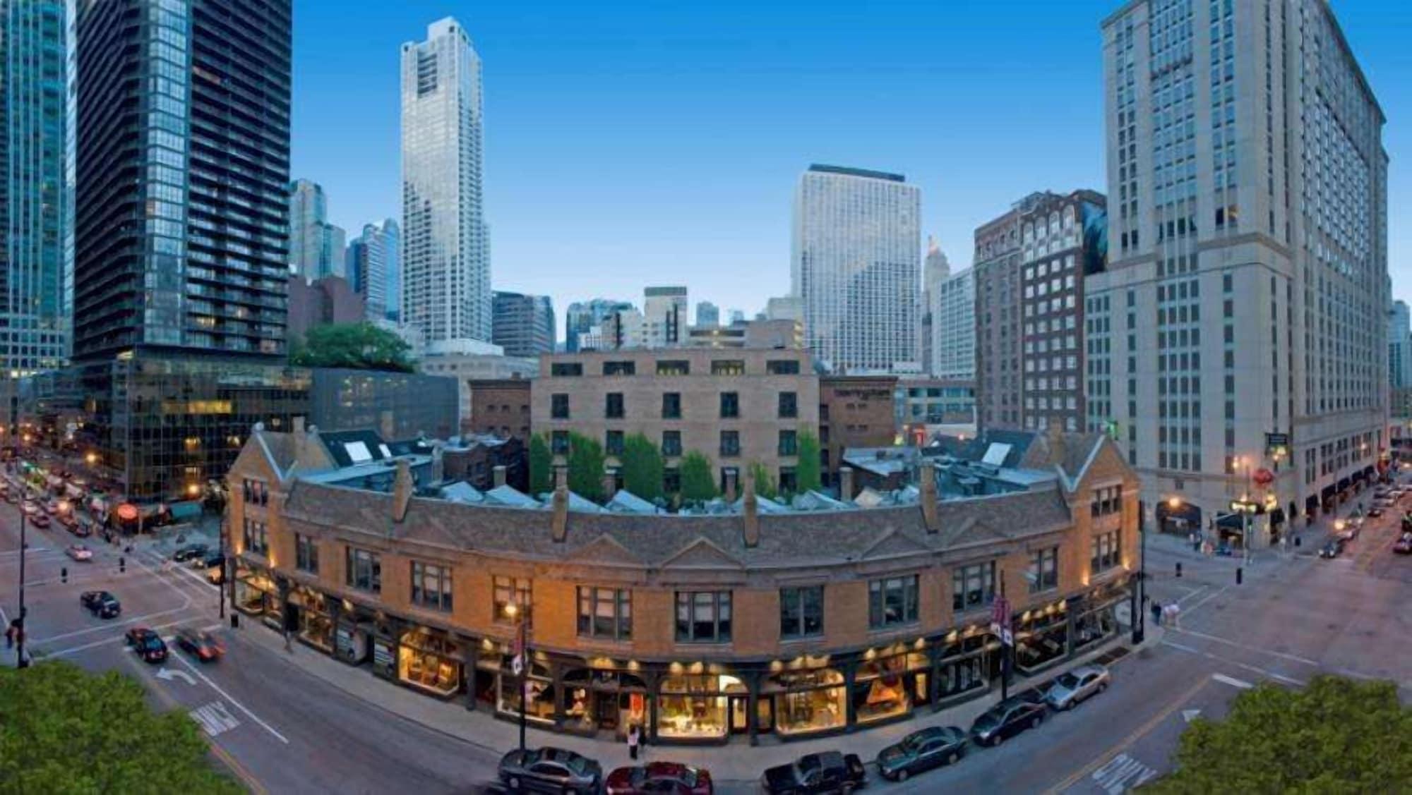 เอ็มบาสซี่ สวีทส์ โฮเต็ล ชิคาโก้ ดาว์นทาว์น Hotel ภายนอก รูปภาพ